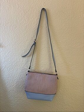 IZY + ALI small straw bag - used once - light blue details